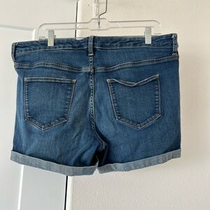 Universal Thread Dark Blue Jean Shorts